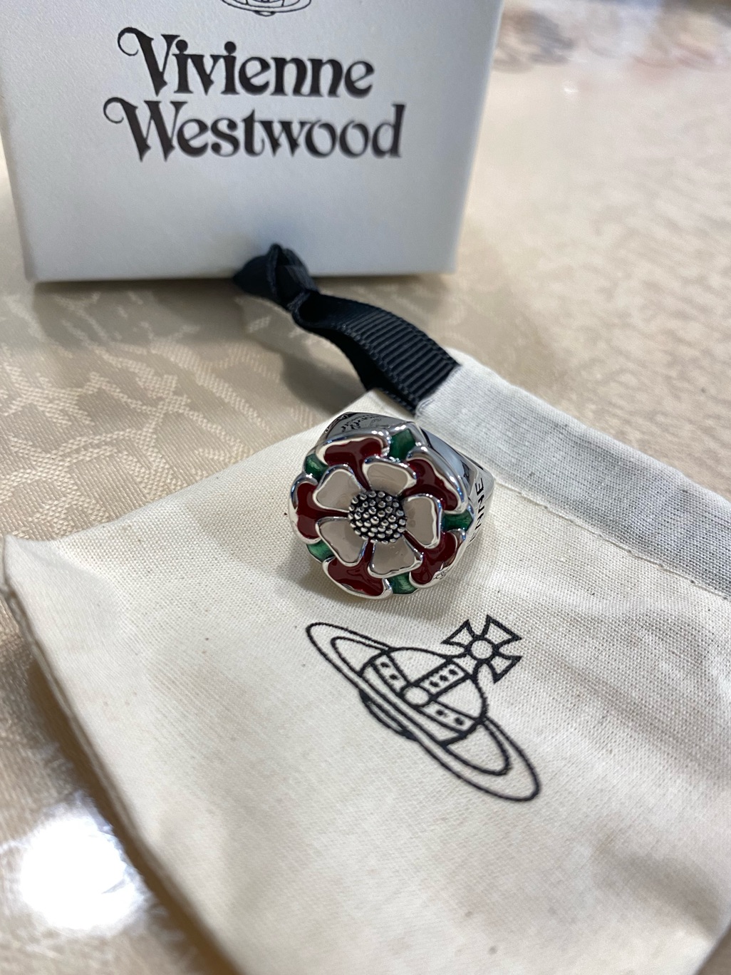 Vivienne Westwood Rose 925 Silver Ring